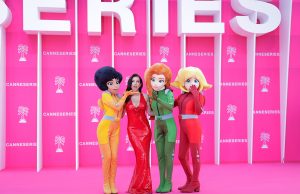 Canneseries 2026 – Jisoo (BLACKPINK), Adam Scott et les stars qui ont électrisé la Croisette